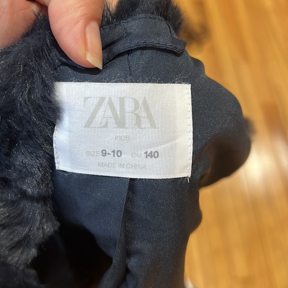 Zara fur vest - Picture 10 of 12